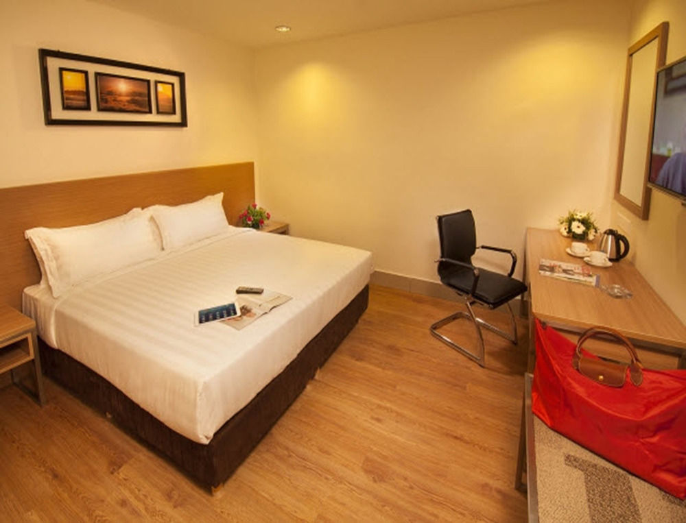 Hotel Pudu Plaza Kuala Lumpur Exterior photo