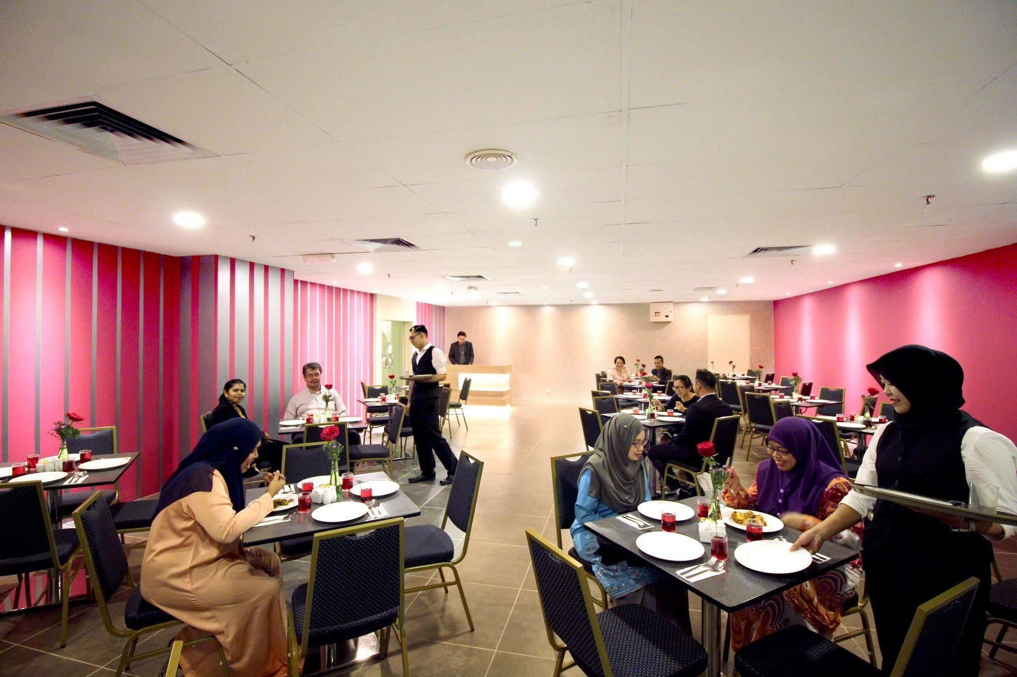 Hotel Pudu Plaza Kuala Lumpur Exterior photo